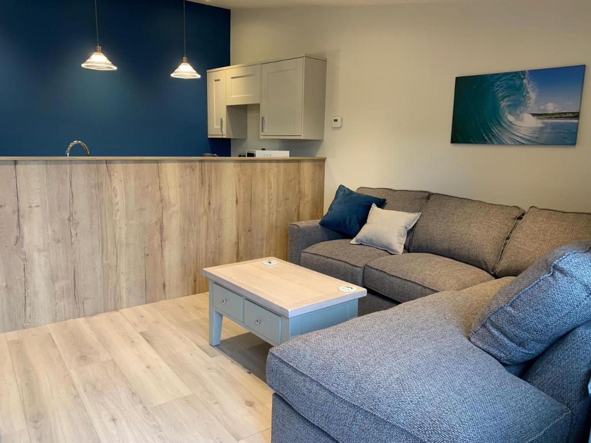Thistledown Lodge! 5 Minutes From Beach! Free Cancellation! Haverfordwest Kültér fotó