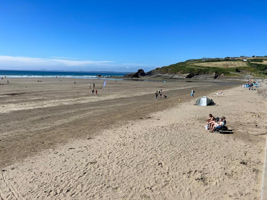 Thistledown Lodge! 5 Minutes From Beach! Free Cancellation! Haverfordwest Kültér fotó